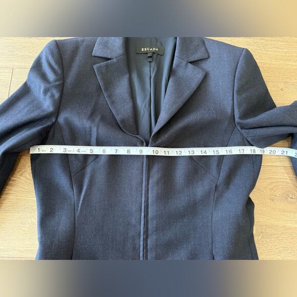 Escada Navy Wool Double Zipper Blazer Size Small (36 EU) - Picture 11 of 13